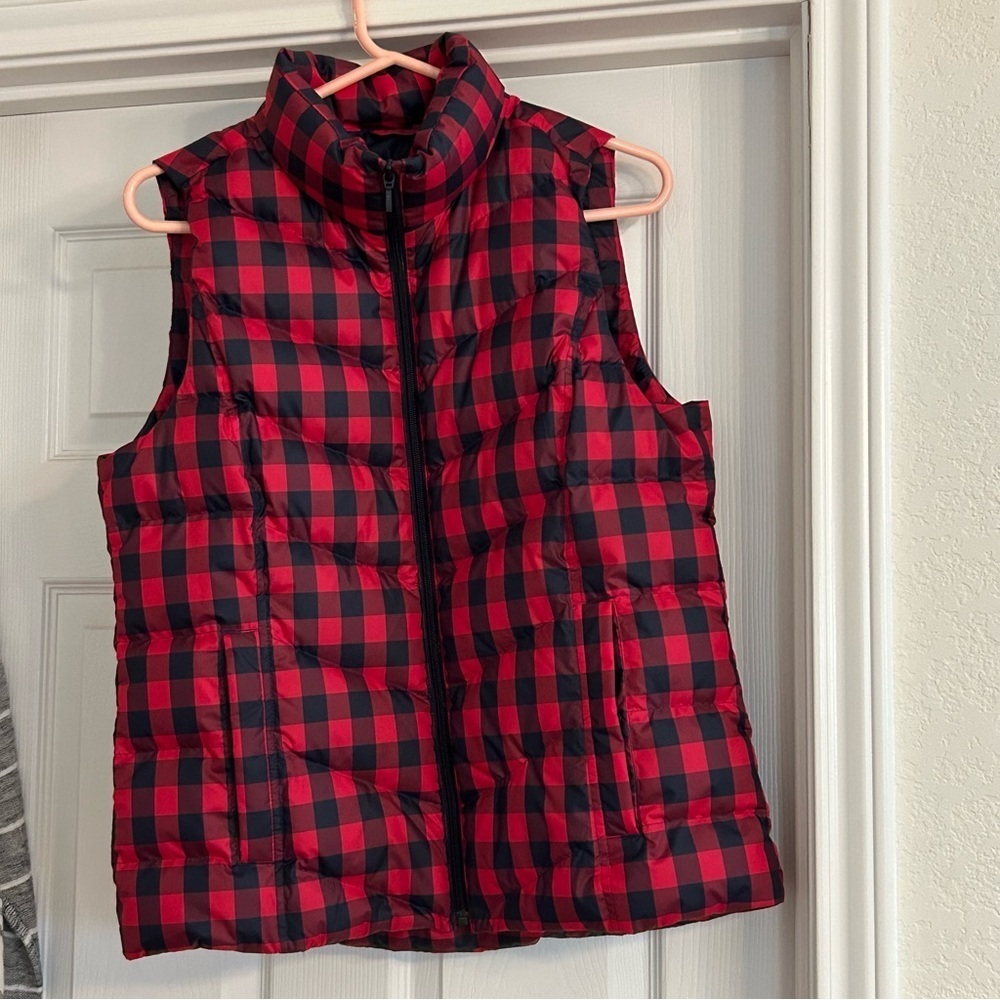Lands' End Women's Down Filled Red Plaid Puffer Vest Zip Sz M 8-10 Gorpcore